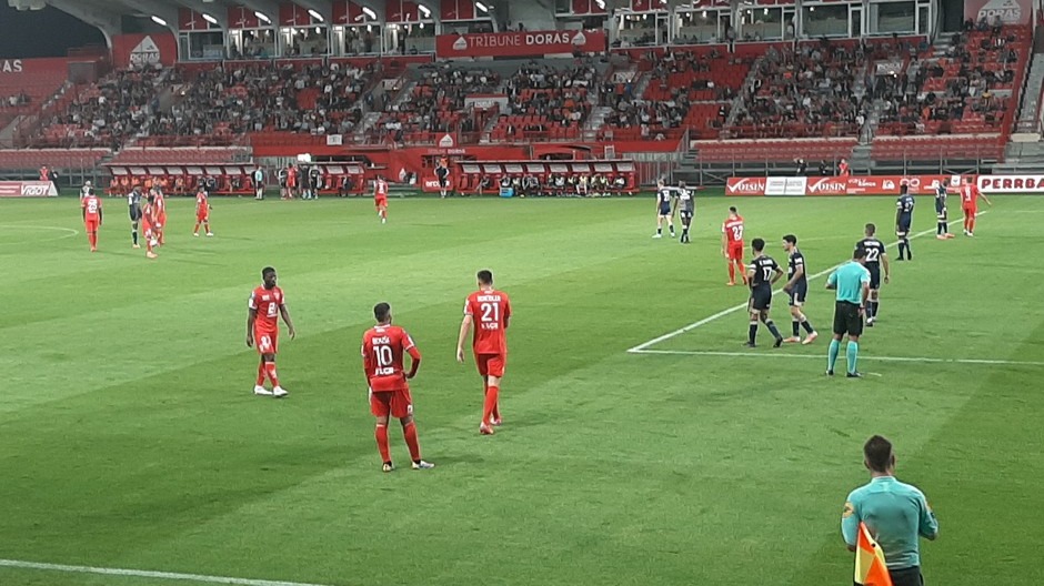 Le groupe dijonnais pour EA Guingamp - DFCO 